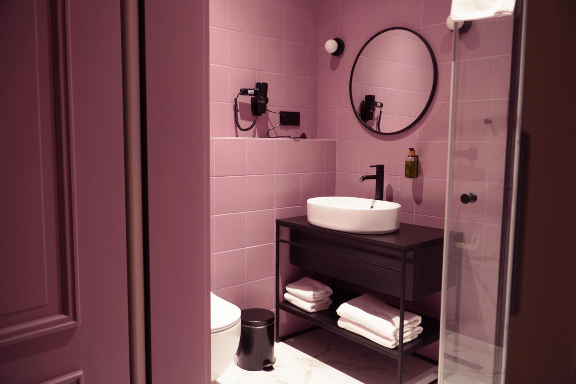 Hotel Pietryna Лодзь Екстер'єр фото