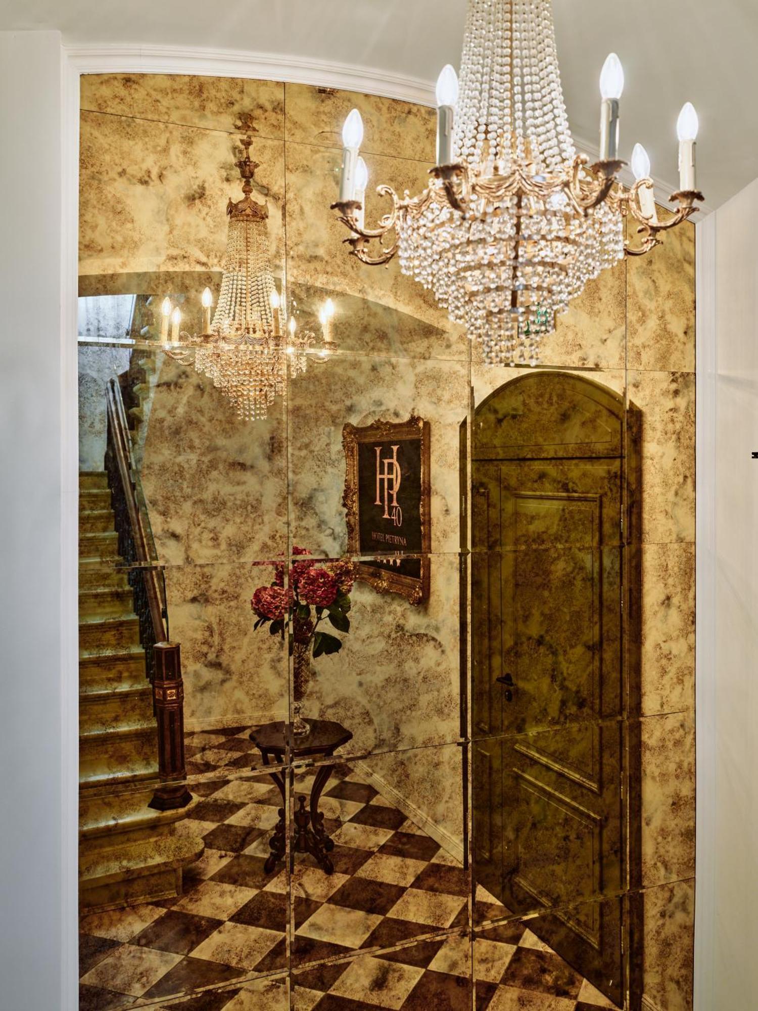 Hotel Pietryna Лодзь Екстер'єр фото