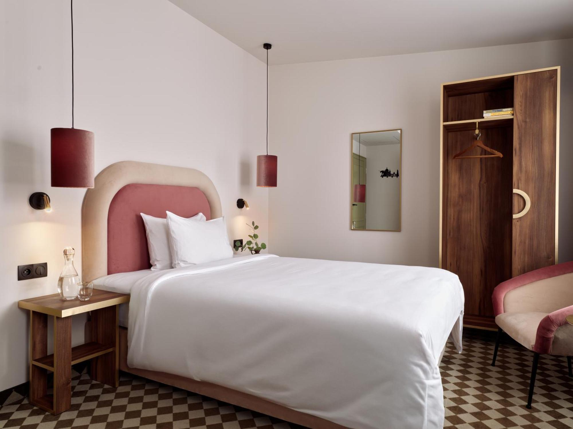 Hotel Pietryna Лодзь Екстер'єр фото